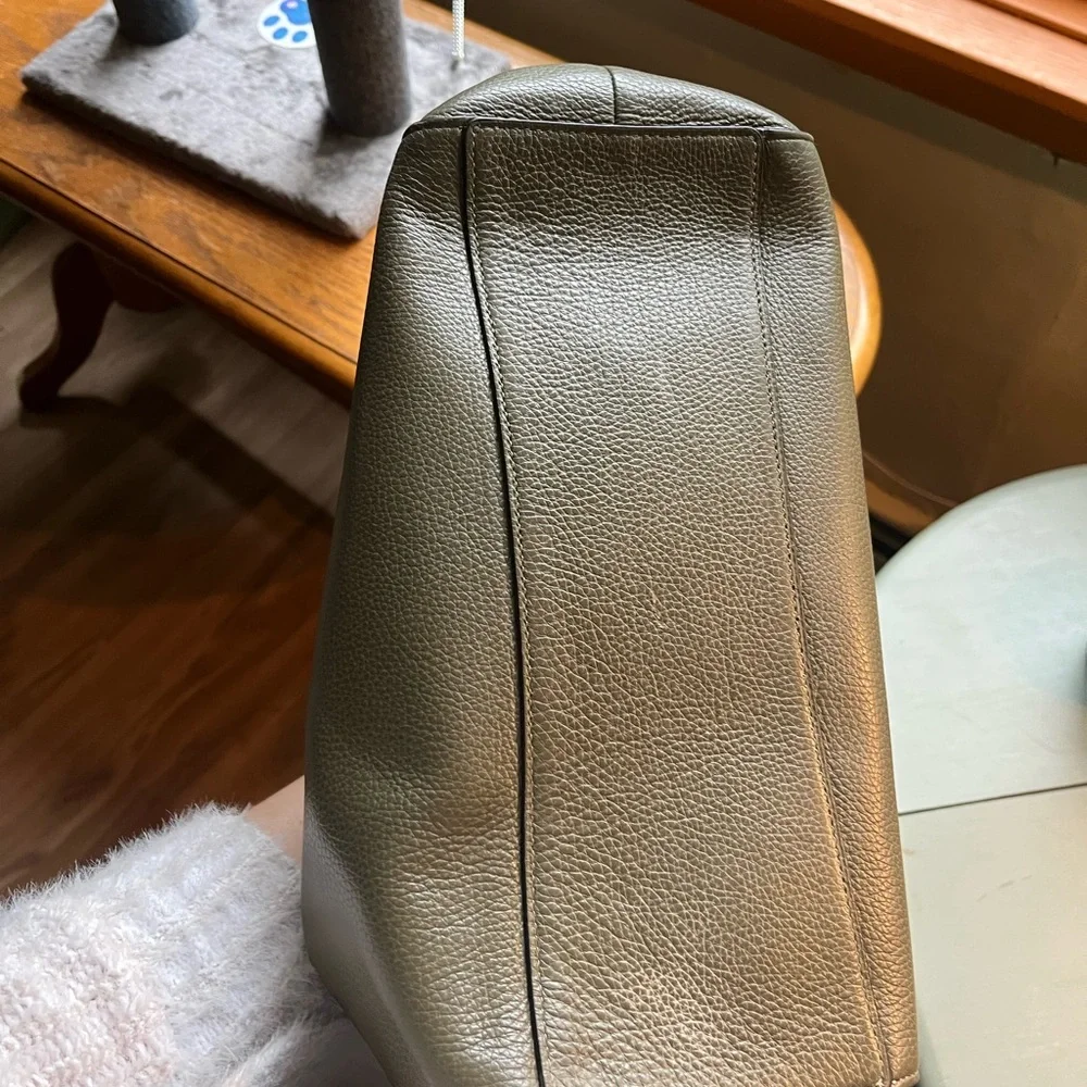 Coach Olive Green Shoulder Bag - Picture 5 of 8